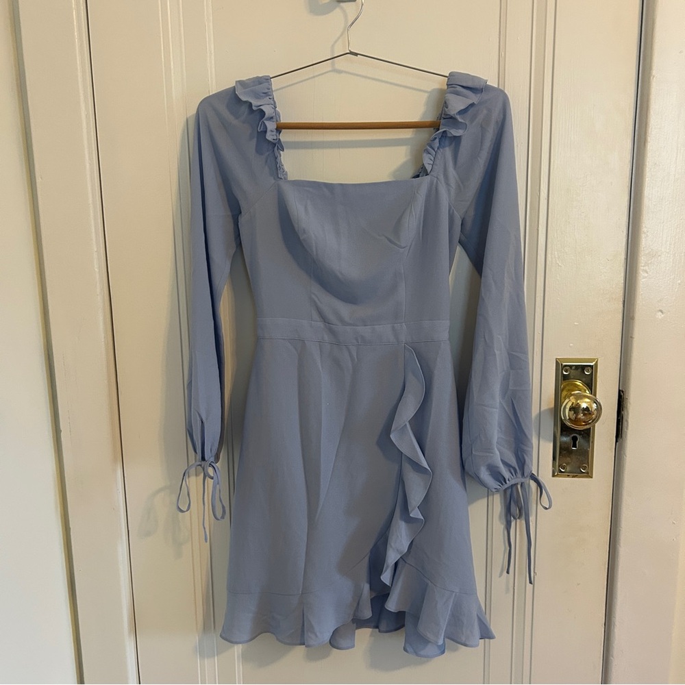 NWOT ALI & JAY Blue Long Sleeve Ruffle Dress